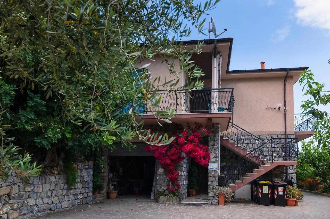 Gli Ulivi Al Mare - Panorama Sea View - Happy Rentals Alassio Italy